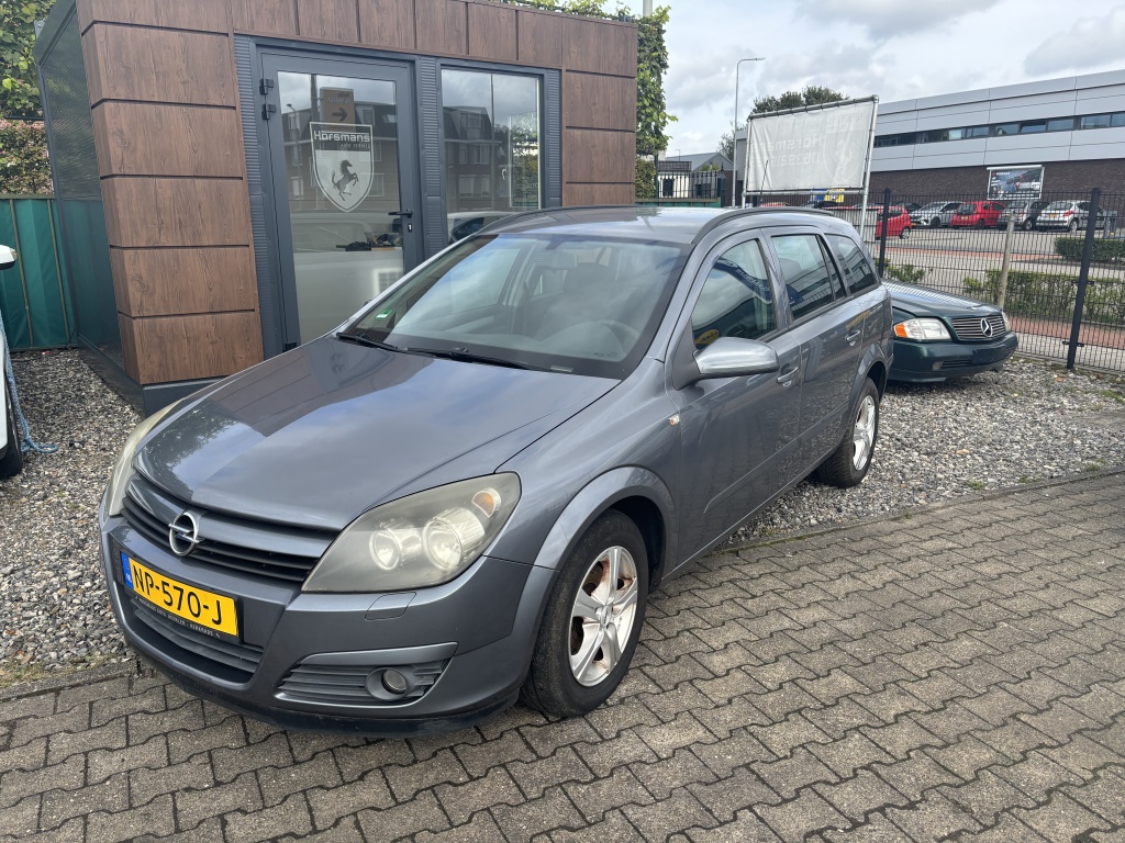 39948270 0.jpg