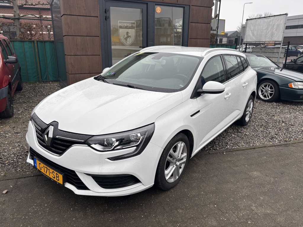 42250036-0.jpg