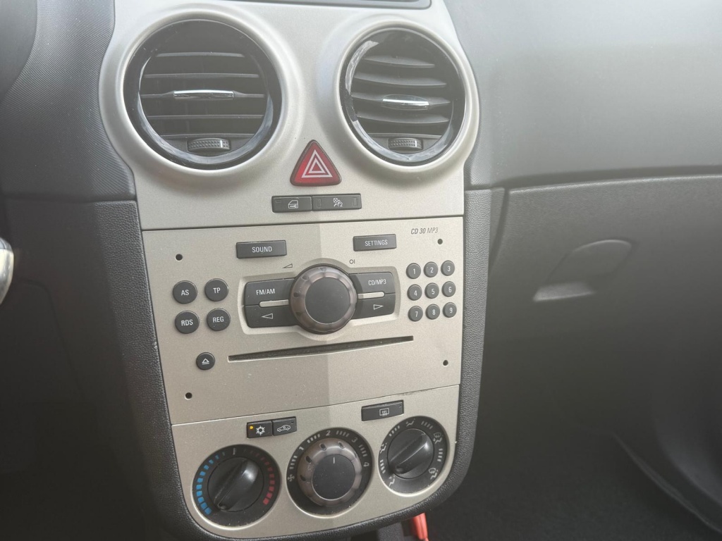 45407513-4.jpg
