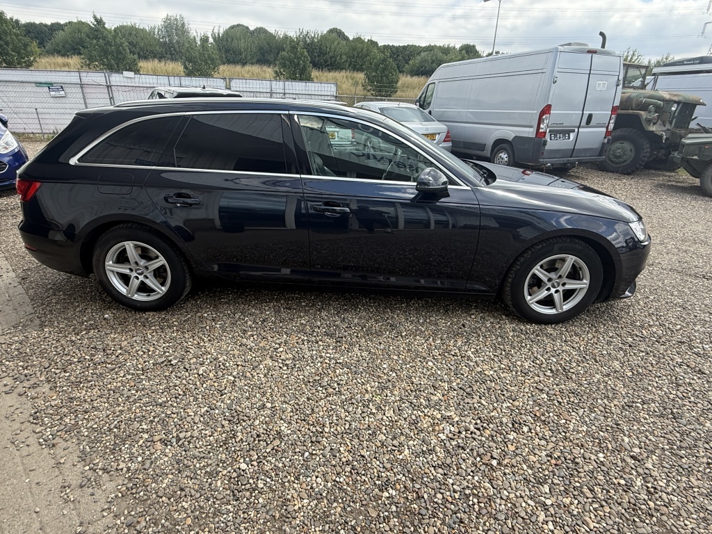 46166342-3.jpg