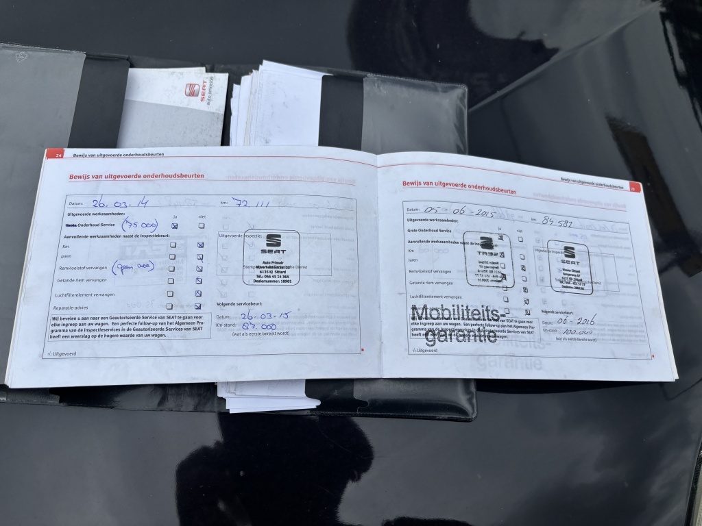 46741177-14.jpg