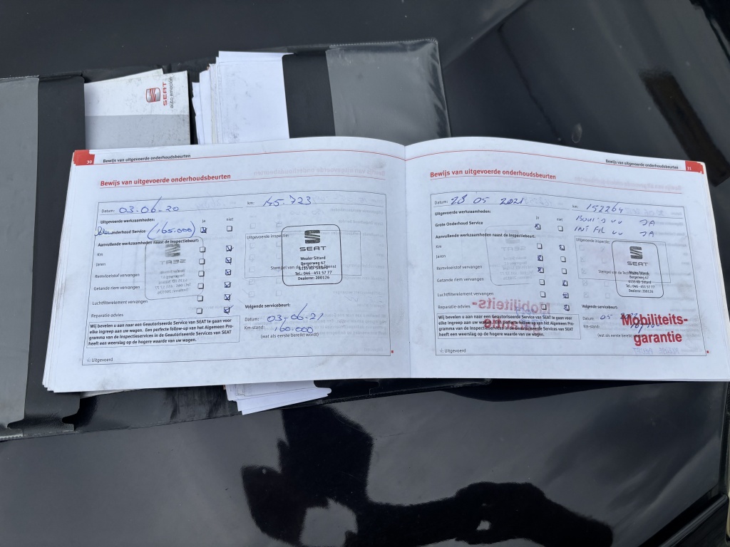 46741177-15.jpg