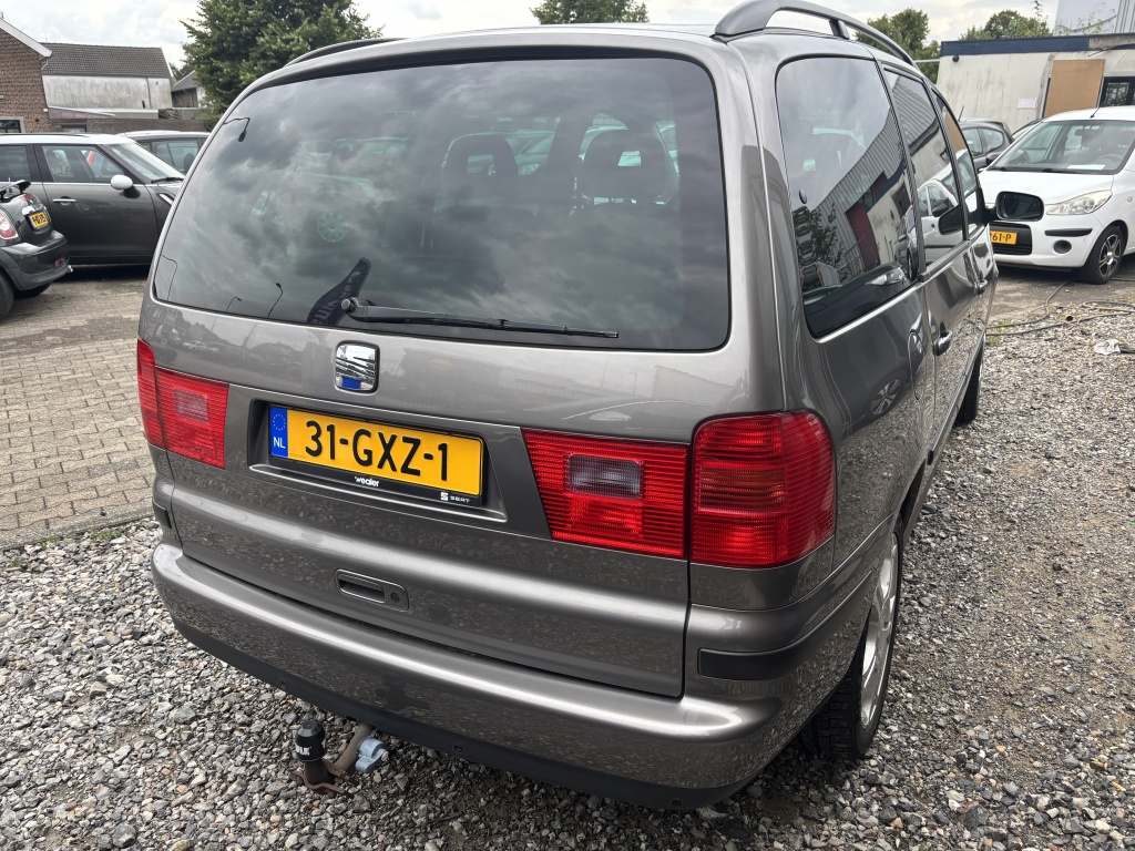 46741177-3.jpg