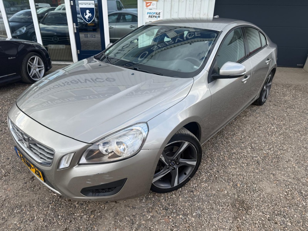 52878335 0.jpg