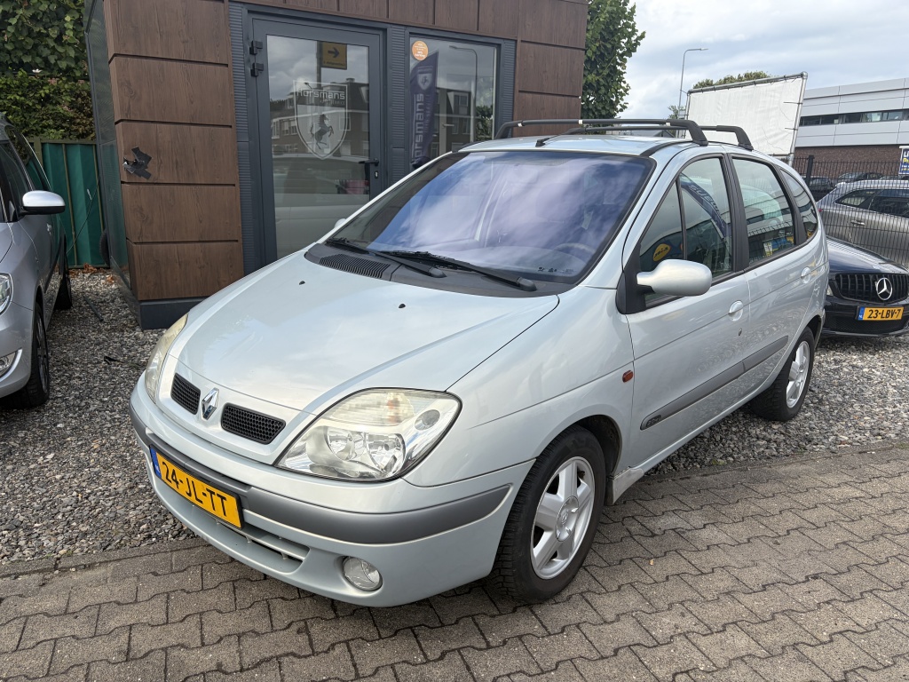 56090977